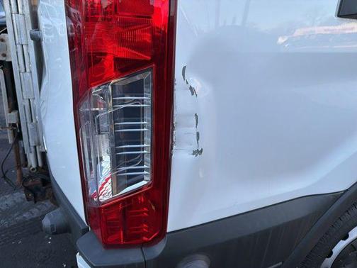 2017 Ford Transit-250 Base