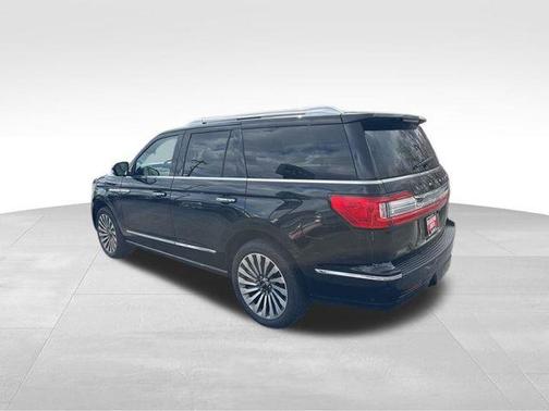 Black Velvet 2018 Lincoln Navigator Reserve