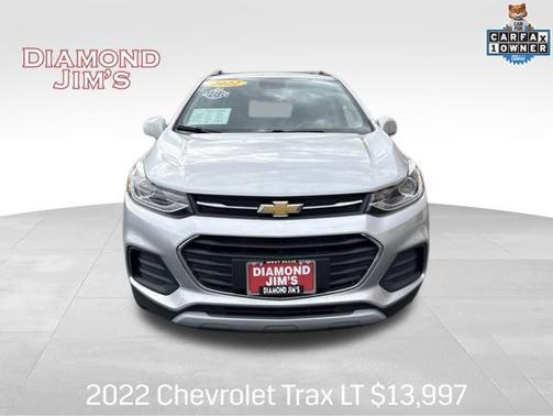 Silver Ice Metallic 2022 Chevrolet Trax LT