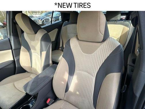 2018 Toyota Prius Three