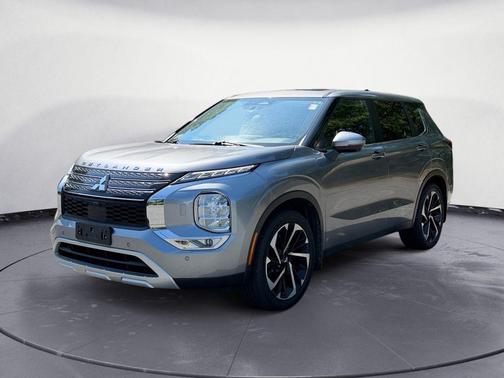 Mercury Gray Metallic 2022 Mitsubishi Outlander SE S-AWC