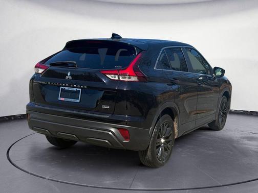 2023 Mitsubishi Eclipse Cross LE