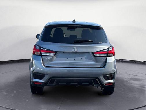 2024 Mitsubishi Outlander Sport SE