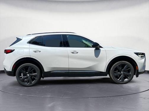 2023 Buick Envision Essence FWD