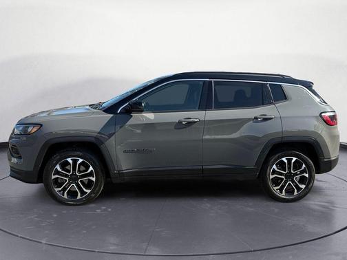 Sting-Gray Clearcoat 2024 Jeep Compass Limited