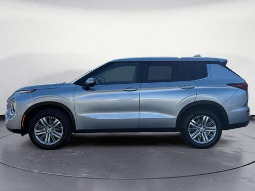 2024 Mitsubishi Outlander ES 2.5 S-AWC