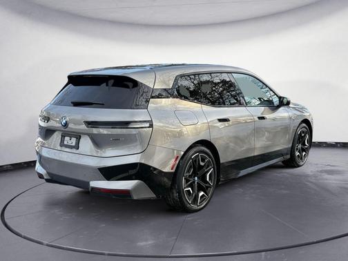 2023 BMW iX xDrive50