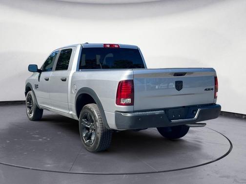 2024 RAM 1500 Classic Warlock Crew Cab 4x4 5'7' Box