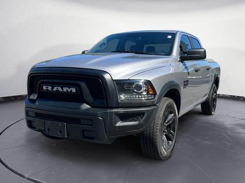 2024 RAM 1500 Classic Warlock Crew Cab 4x4 5'7' Box