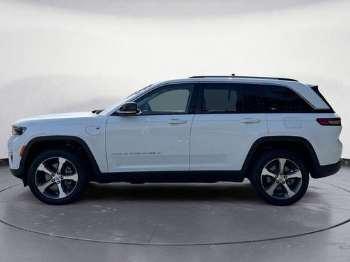 Bright White Clearcoat 2023 Jeep Grand Cherokee 4xe Base