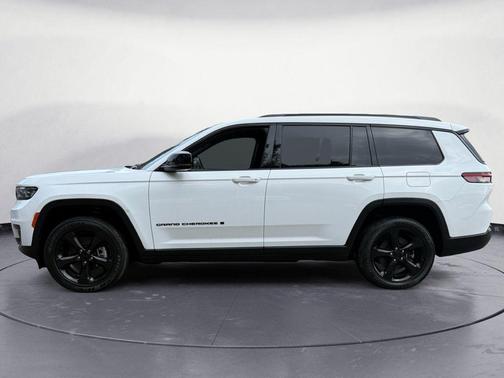 2022 Jeep Grand Cherokee L Altitude