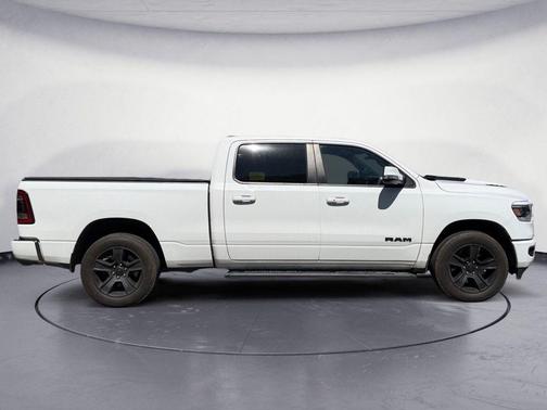 Bright White Clearcoat 2021 RAM 1500 Sport