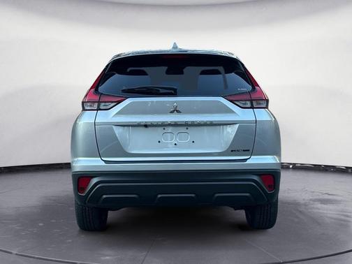 2026 Mitsubishi Eclipse Cross LE