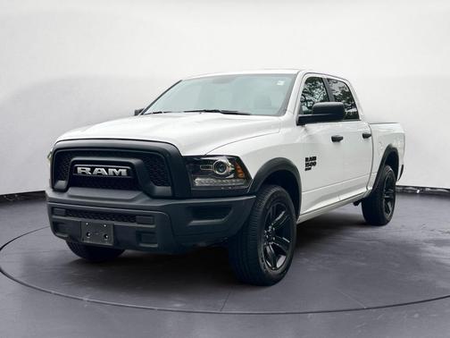 2024 RAM 1500 Classic Warlock Crew Cab 4x4 5'7' Box