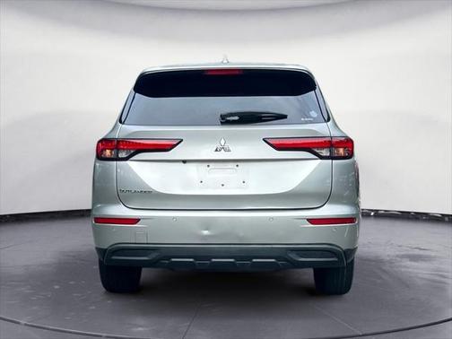 2022 Mitsubishi Outlander ES 2.5 S-AWC