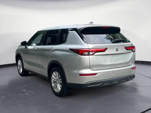 2022 Mitsubishi Outlander ES 2.5 S-AWC
