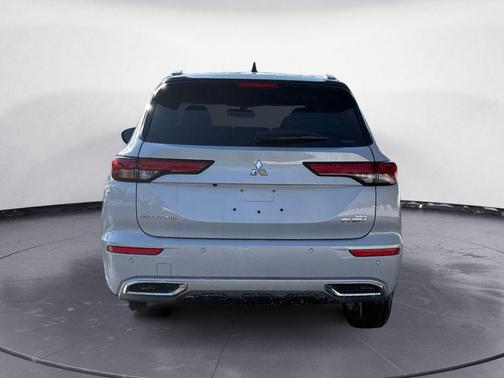 2025 Mitsubishi Outlander PHEV SEL