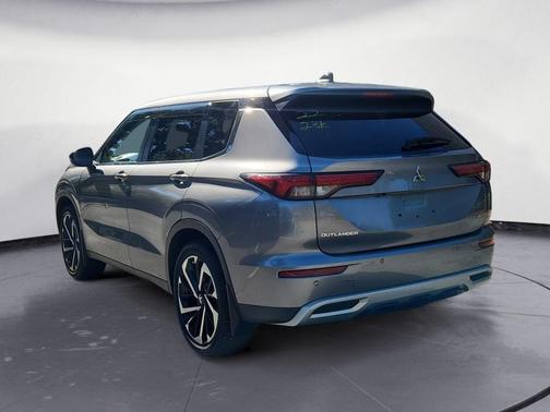 2022 Mitsubishi Outlander