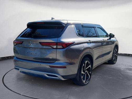 2022 Mitsubishi Outlander