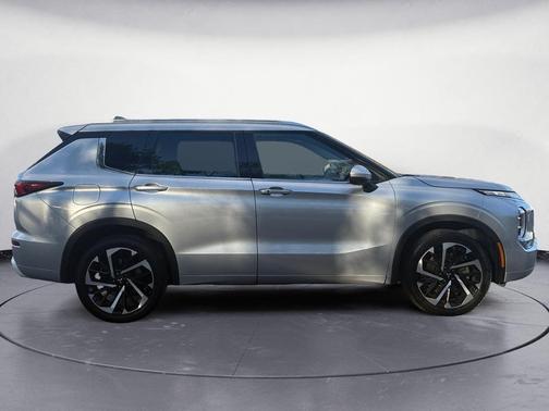 2023 Mitsubishi Outlander SEL 2.5 S-AWC