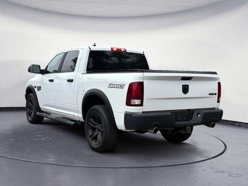 Bright White Clearcoat 2021 RAM 1500 Classic SLT