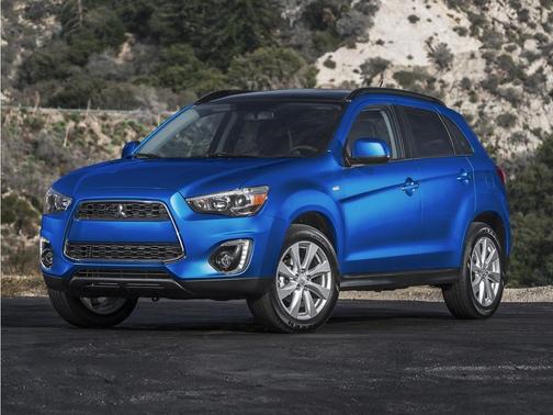 White Pearl 2015 Mitsubishi Outlander Sport ES