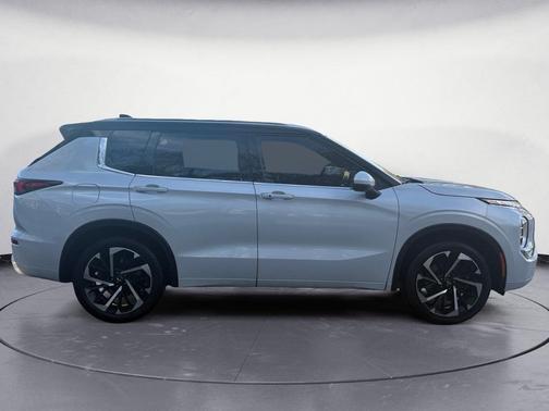 2023 Mitsubishi Outlander SEL 2.5 S-AWC