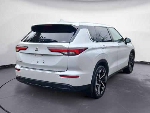 2022 Mitsubishi Outlander ES 2.5 S-AWC