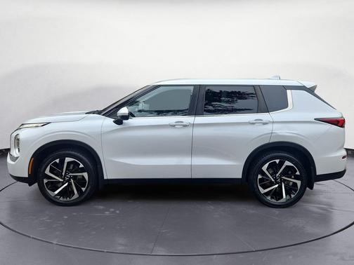 2022 Mitsubishi Outlander ES 2.5 S-AWC