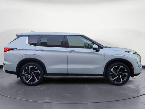 2023 Mitsubishi Outlander SE 2.5 S-AWC