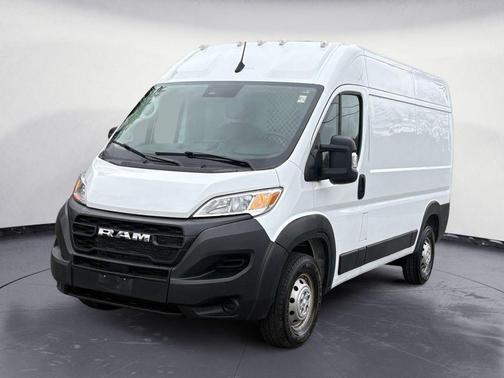 Bright White Clearcoat 2023 RAM ProMaster 2500 High Roof