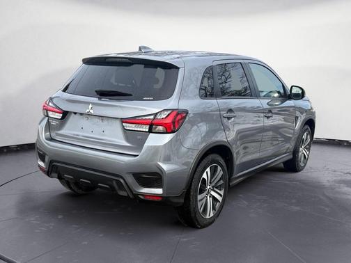 2024 Mitsubishi Outlander Sport SE