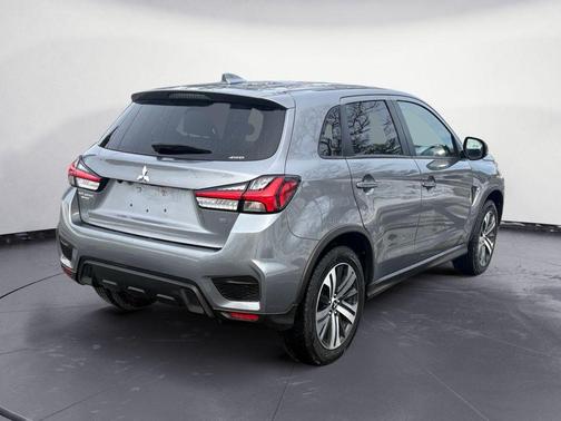 2024 Mitsubishi Outlander Sport SE