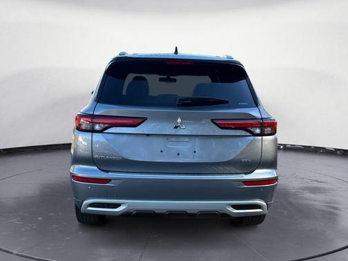 2024 Mitsubishi Outlander 