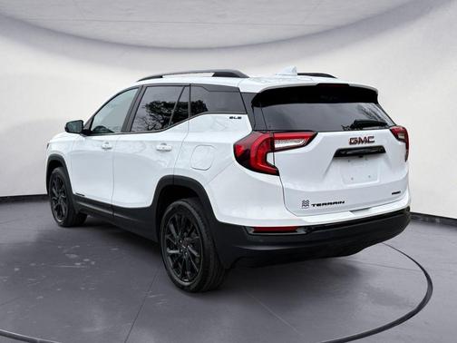 Summit White 2023 GMC Terrain SLE