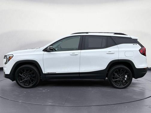 Summit White 2023 GMC Terrain SLE