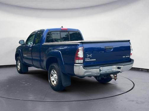 2014 Toyota Tacoma Base
