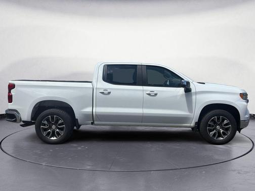 Summit White 2023 Chevrolet Silverado 1500 LT