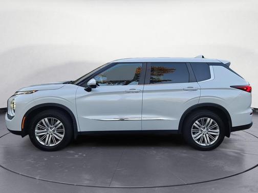 2022 Mitsubishi Outlander ES 2.5 S-AWC