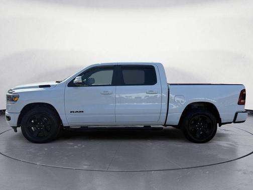 Bright White Clearcoat 2022 RAM 1500 Sport