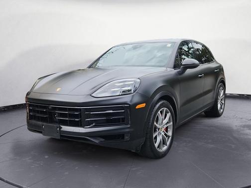 2024 Porsche Cayenne S