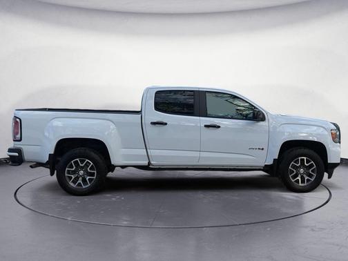 2022 GMC Canyon AT4