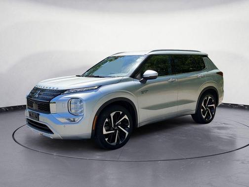 Sv 2024 Mitsubishi Outlander PHEV SEL