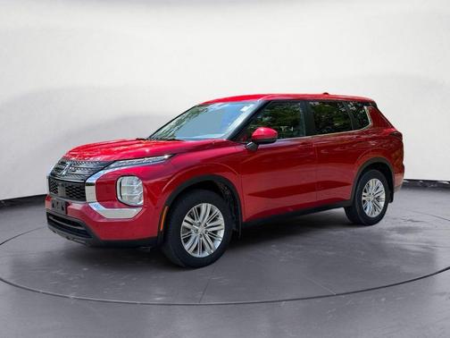 Re 2023 Mitsubishi Outlander ES S-AWC