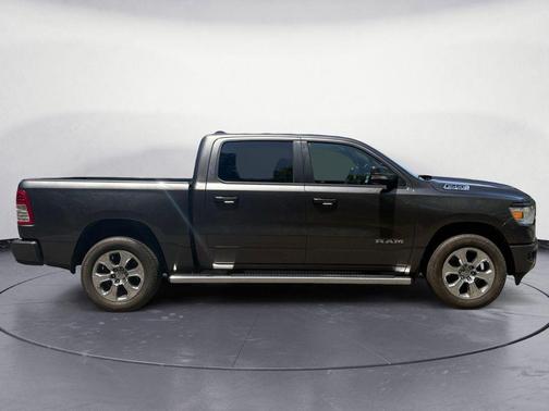 Granite Crystal Metallic Clearcoat 2022 RAM 1500 Big Horn/Lone Star