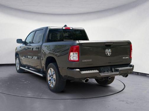Granite Crystal Metallic Clearcoat 2022 RAM 1500 Big Horn/Lone Star