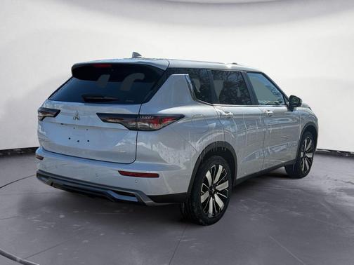 2026 Mitsubishi Outlander SE 2.5 S-AWC