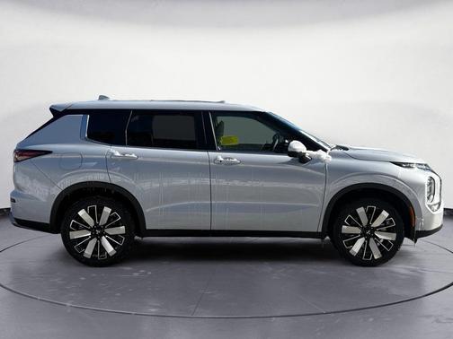 2026 Mitsubishi Outlander SE 2.5 S-AWC