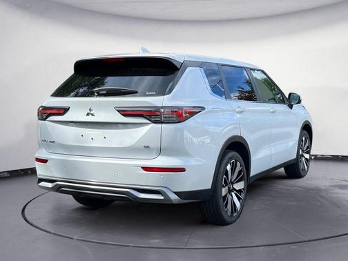 2025 Mitsubishi Outlander SE 2.5 S-AWC