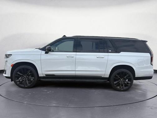 2022 Cadillac Escalade ESV Sport